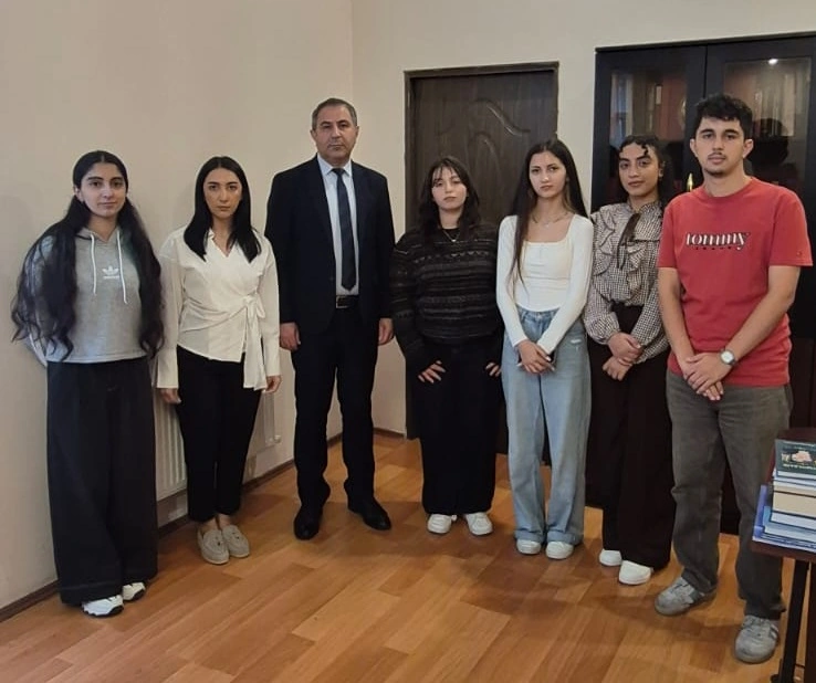Ədalət Partiyasında Beynəlxalq Müəllimlər Günü qeyd olunub - FOTO