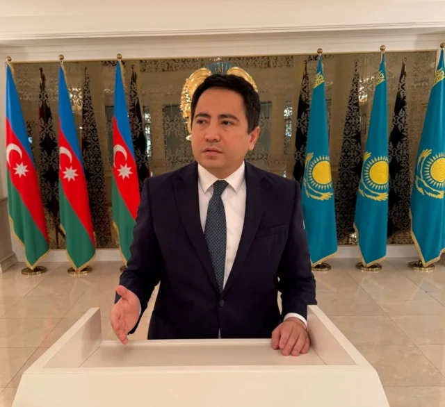Azərbaycan və Qazaxıstan Xəzərdə sərnişin daşımalarını bərpa edəcək - FOTO