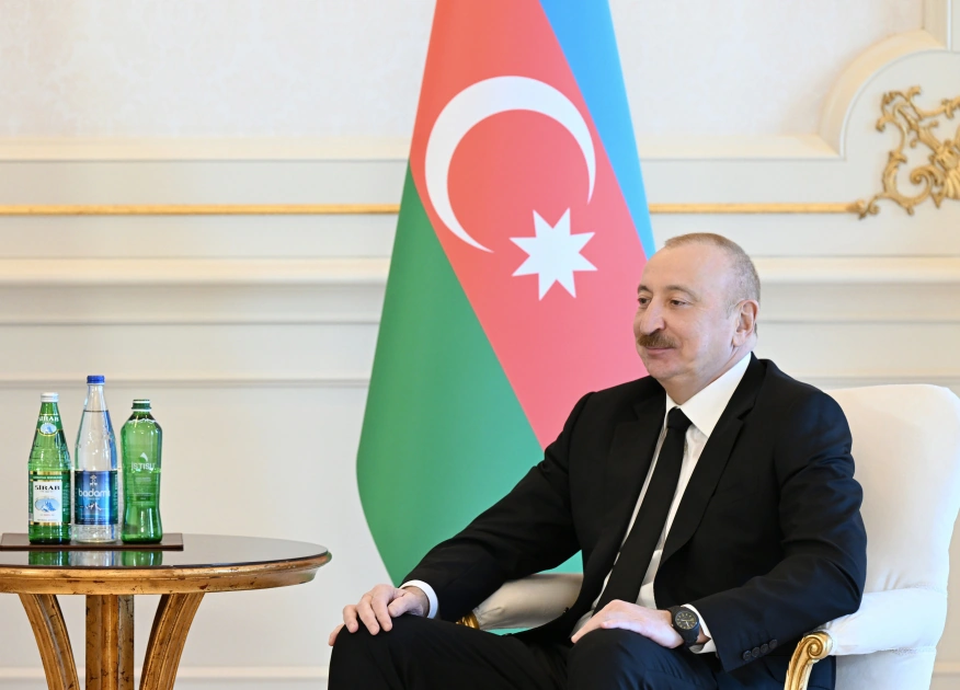 İlham Əliyevin Avropa İttifaqı Şurasının Prezidenti ilə təkbətək görüşü olub - FOTO - YENİLƏNİB
