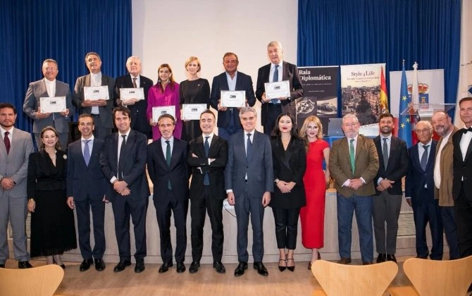 Azərbaycanın İspaniyadakı səfiri "Raia Diplomática"nın mükafatına layiq görülüb - FOTO