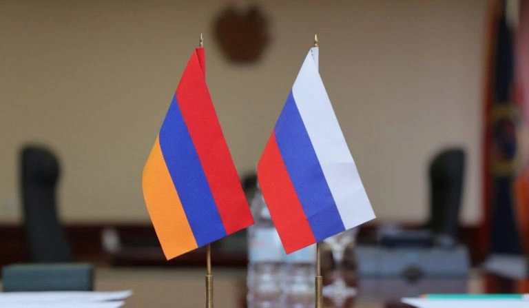 Kreml Ermənistan uğrunda döyüşə başladı: Putin-Paşinyan görüşünün kodları