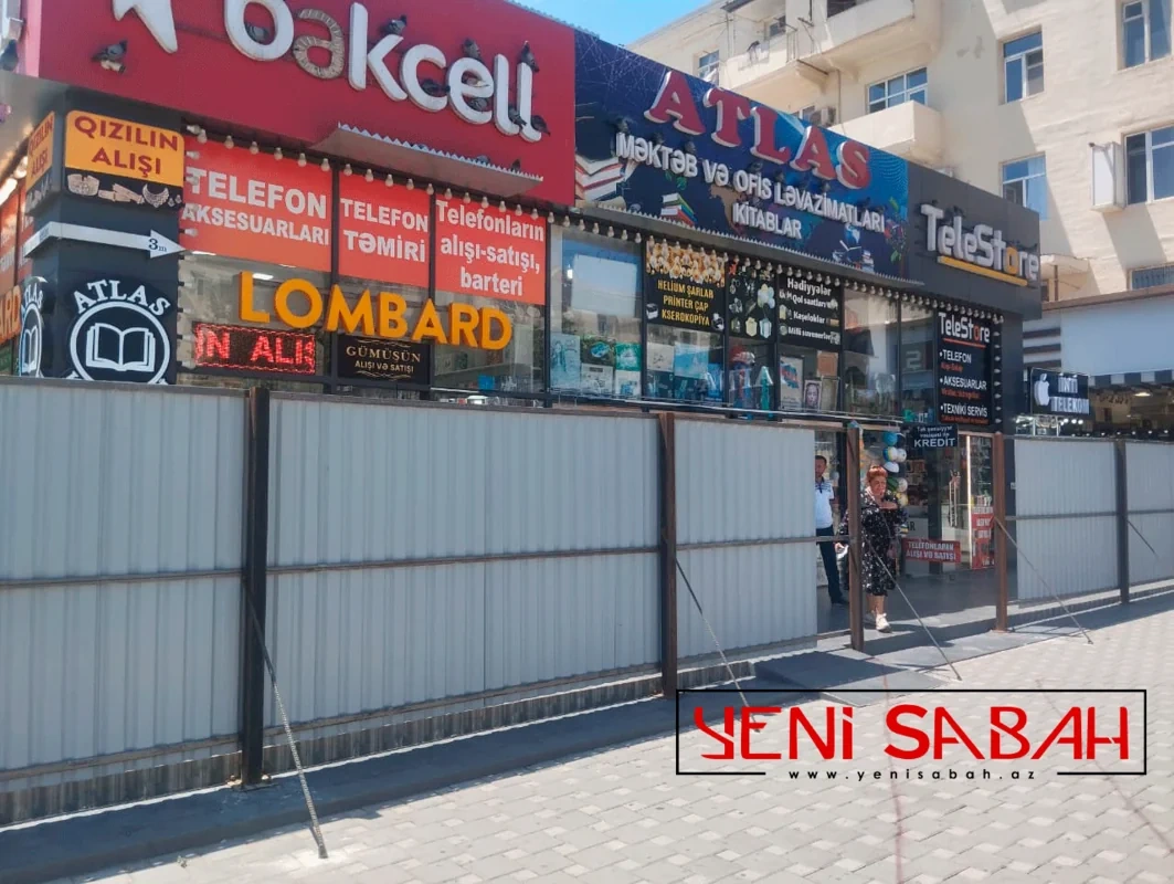 Bakının mərkəzində bəzi obyektlər sökülür - FOTO