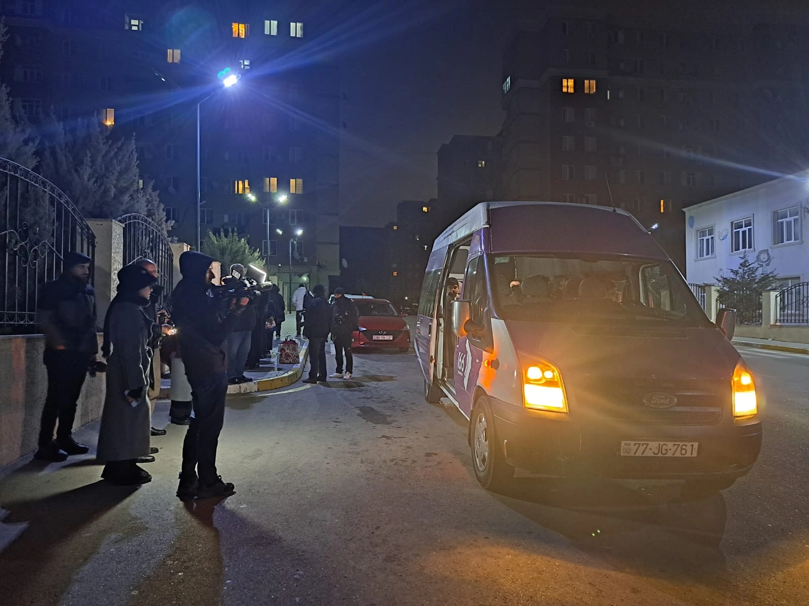 Ağdam şəhərinə yola salınan növbəti köç karvanı mənzil başına çatdı - YENİLƏNİB + FOTO