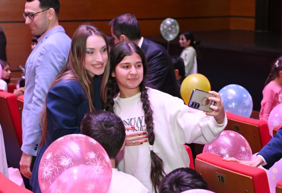 Gəncə Dövlət Dram Teatrında "İsi və Piti" animasiya serialının premyerası olub - FOTO
