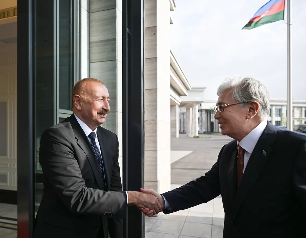 İlham Əliyev Bişkekdə Tokayevlə görüşdü - FOTO - YENİLƏNİB