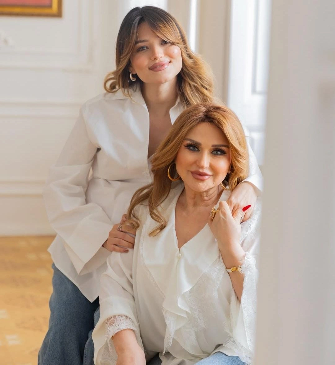 5-ci dəfə nənə olan xalq artisti: “Sevincimdən ağlayıram, nəvəmin adını deyə bilmərəm”-FOTO+ÖZƏL