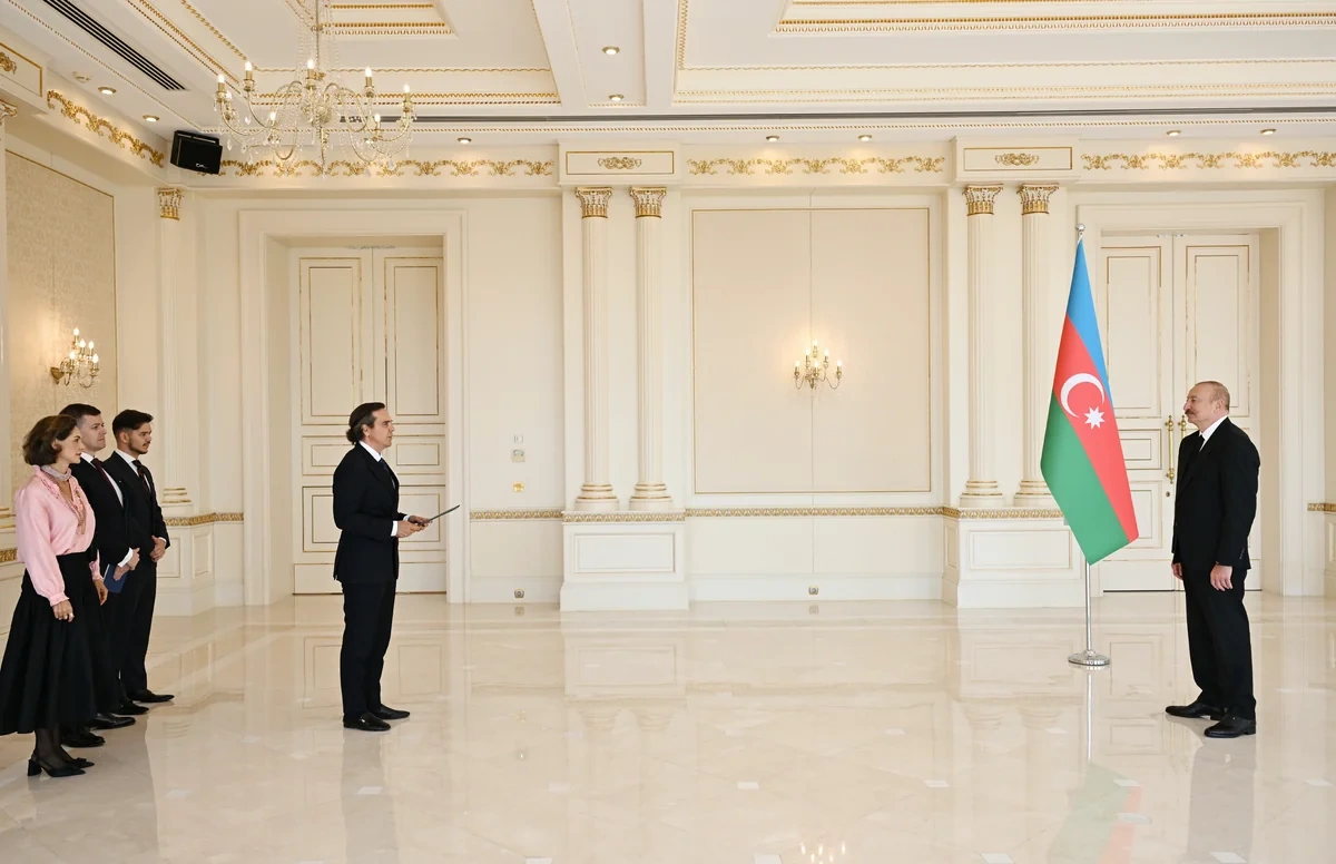 İlham Əliyev Braziliyanın ölkəmizə yeni təyin olunmuş səfirinin etimadnaməsini qəbul etdi - FOTO