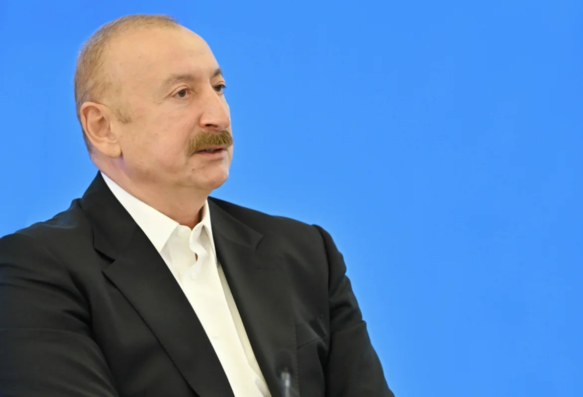 İlham Əliyev: "Orta Dəhliz boyunca yerləşən ölkələrlə çoxtərəfli əməkdaşlıq inkişaf etdirilir"