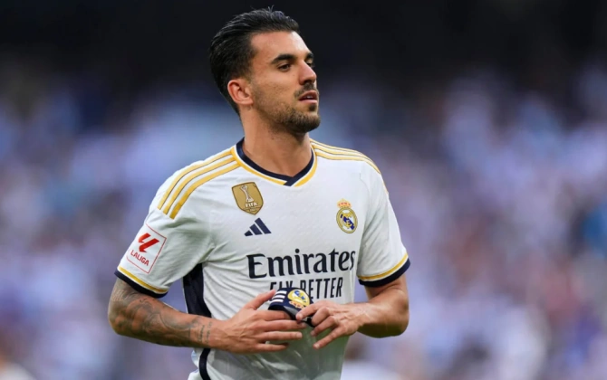 "Real"ın futbolçusu Dani Sebalyos baş məşqçi ilə münaqişə yaşadığı üçün heyətdən kənarlaşdırılıb
