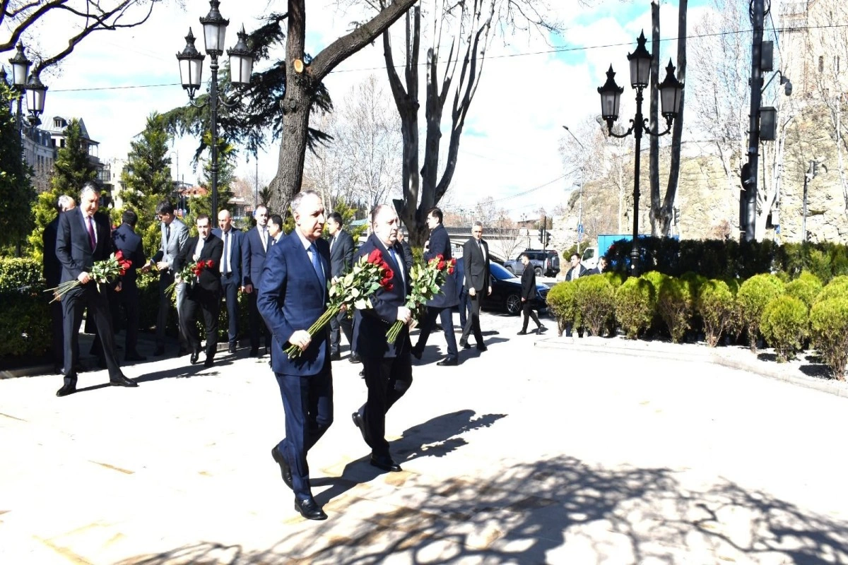 Baş prokuror Kamran Əliyev Gürcüstana səfərə gedib