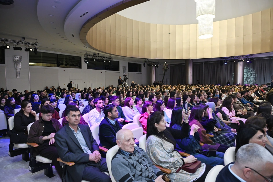 Qəbələdə “Qış nağılı” II Beynəlxalq Festivalı yekunlaşdı - FOTOLAR