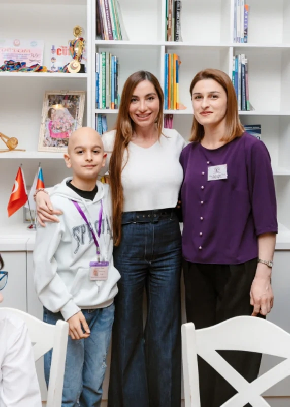 Leyla Əliyeva, Arzu Əliyeva və Alyona Əliyeva "Yaşama Dəstək" Mərkəzində olublar - FOTO