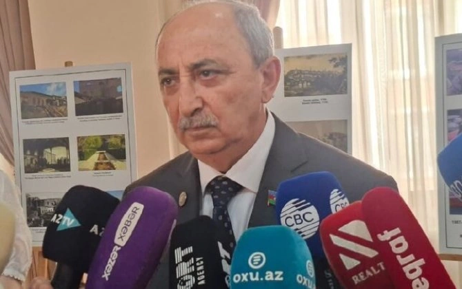 Əziz Ələkbərli: "Qərbi Azərbaycandan qovulan soydaşlarımız hələ də qaçqın həyatı yaşayır"