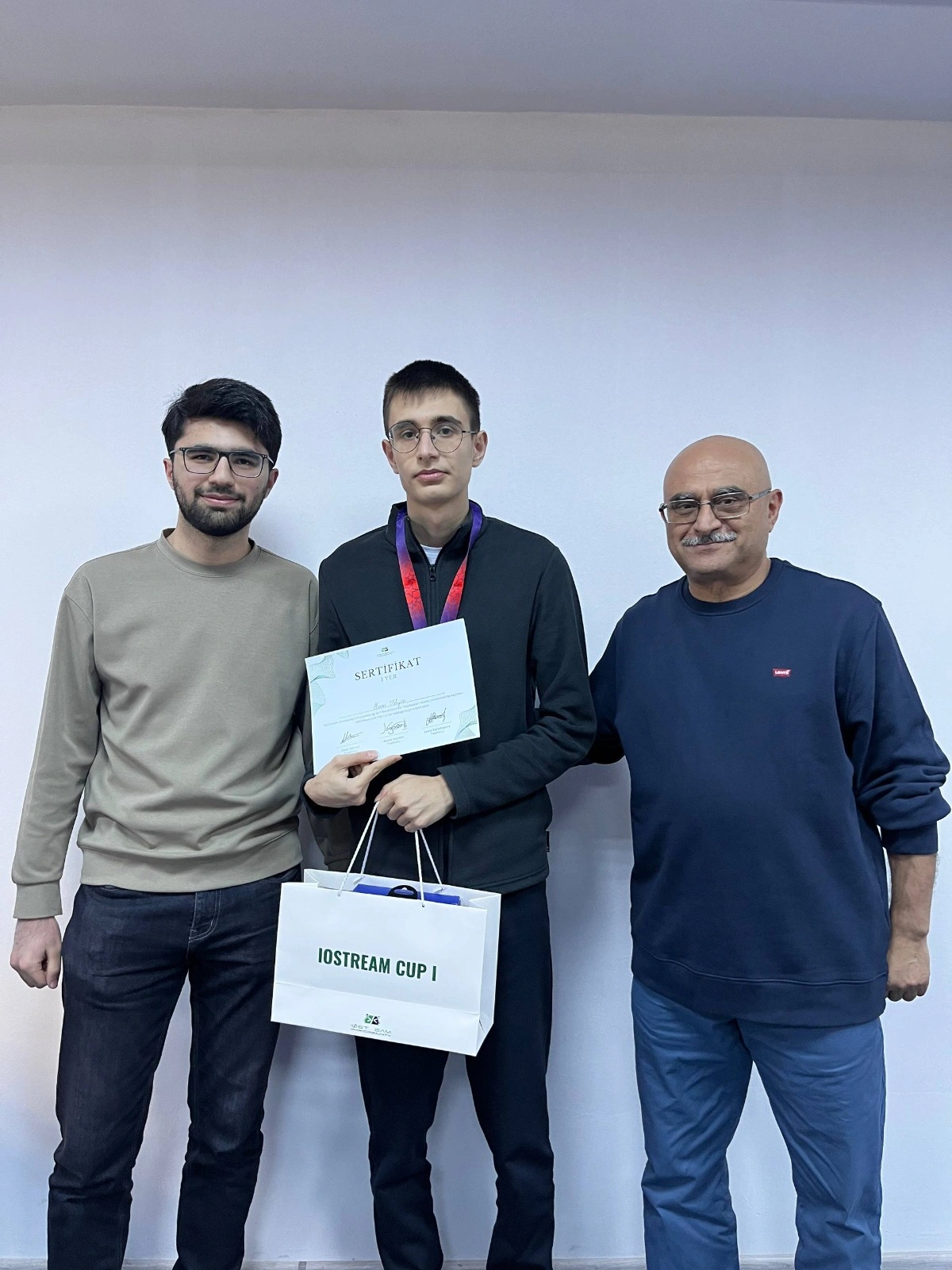 Məktəblilər arasında keçirilən informatika yarışı yekunlaşdı - FOTO