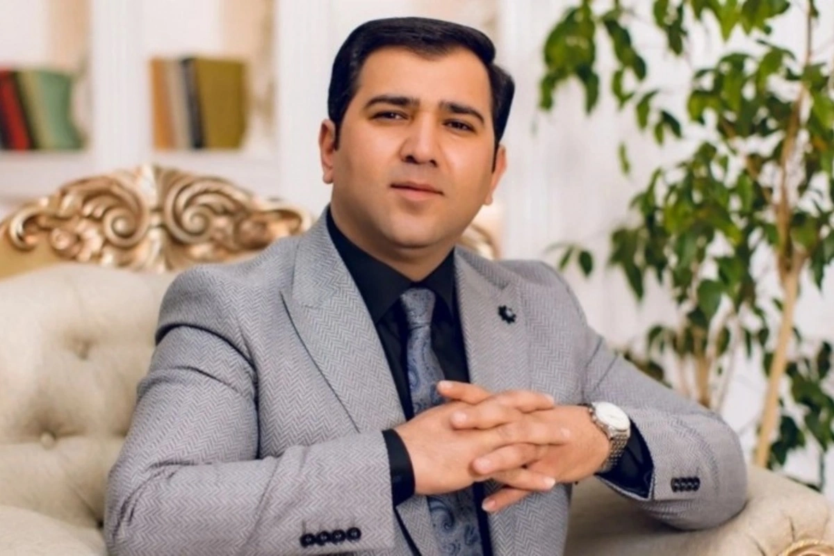 Vəzifəyə təyin olunan əməkdar artist: “5 illik saz təhsilim var, muğama gənclərin axını çoxdur”-FOTO+ÖZƏL