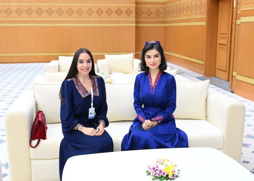 Leyla Əliyeva Özbəkistan Respublikası Prezidenti Administrasiyasının rəhbəri ilə görüşüb - FOTO