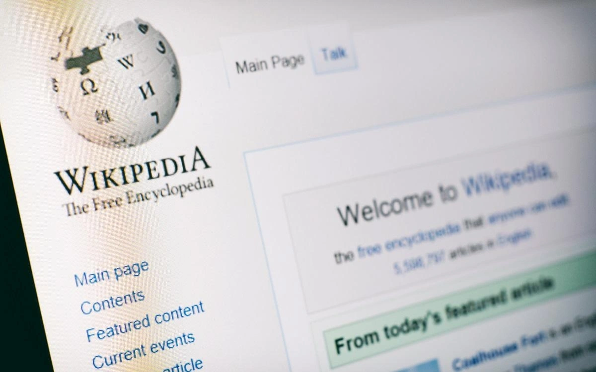 Bütün dövrlər ərzində "Wikipedia"da ən populyar sorğular - SİYAHI