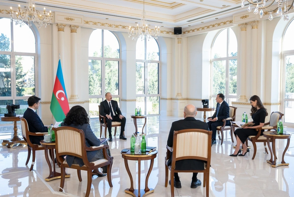 Moldova mediası Prezident İlham Əliyevin yerli telekanallara verdiyi müsahibəsini işıqlandırıb