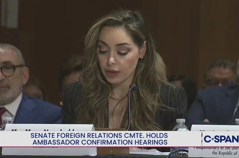 İran əsilli qadın ABŞ-də yüksək vəzifəyə təyin edildi - FOTO