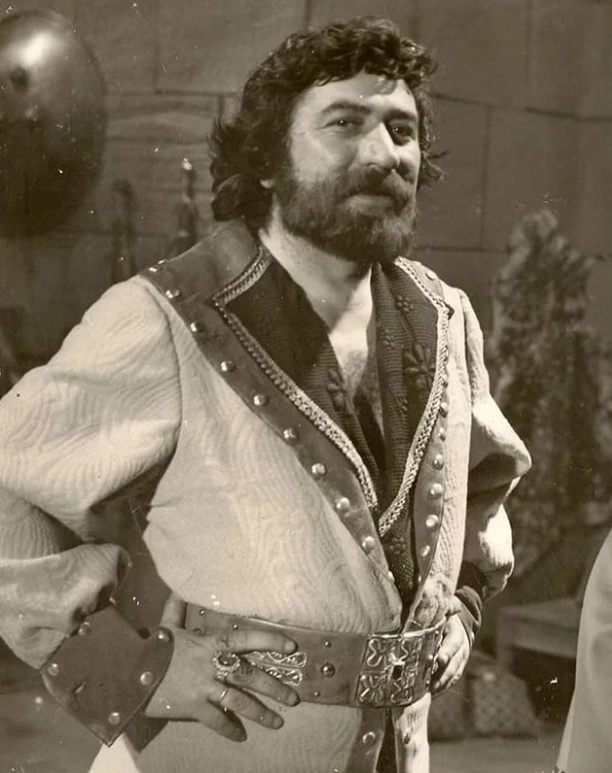 Adil İsgəndərovun dəvəti ilə böyük kinoya gələn sənətkar - O, hansı filmə görə təzyiqlərə məruz qalmışdı?