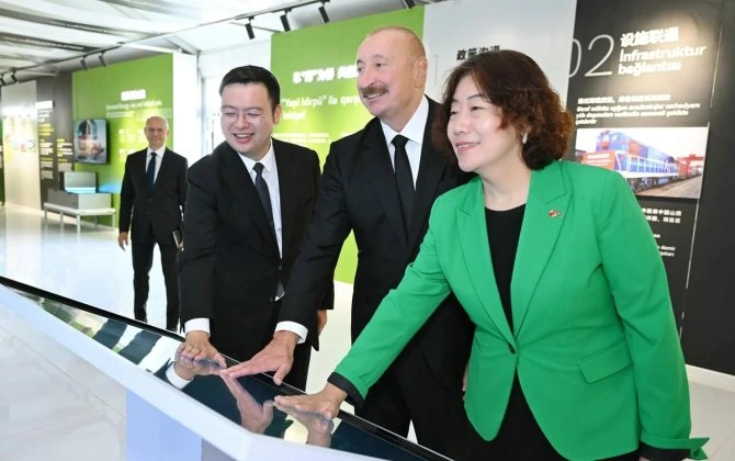 İlham Əliyev "Qobustan" Günəş Elektrik Stansiyasının açılışında iştirak etdi - FOTOLAR