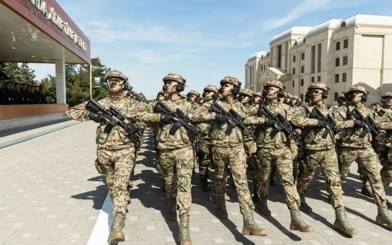 "Daxili qoşunlar haqqında" qanun təsdiqləndi