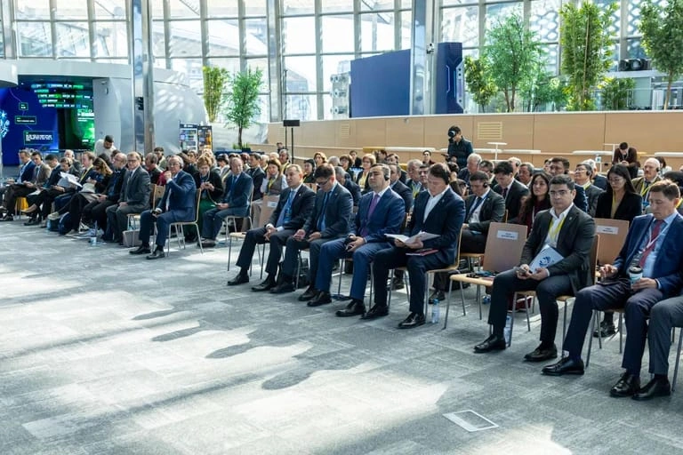 Astanada süni intellekt dövründə həmkarlar ittifaqlarının roluna dair beynəlxalq forum keçirilib - FOTO