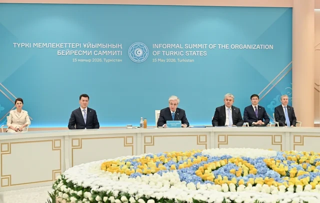 İlham Əliyev Türküstanda TDT-nin qeyri-rəsmi Zirvə görüşündə iştirak edib - FOTO - YENİLƏNİB