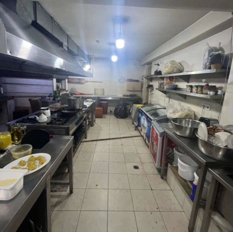 Yasamalda "Express Lounge" ictimai iaşə obyektində nöqsanlar aşkarlanıb
