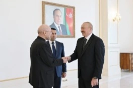 Prezident İlham Əliyev Baqir Qalibafın başçılıq etdiyi nümayəndə heyətini qəbul edib - FOTO