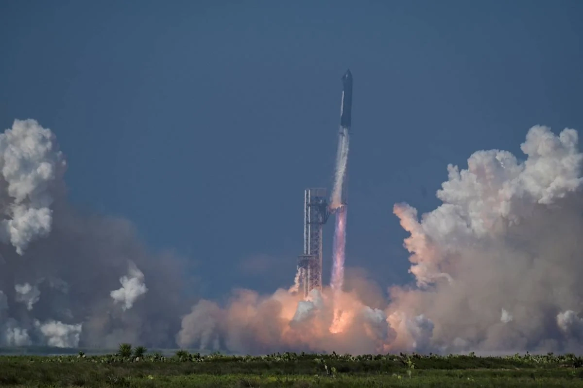 Dünya tarixinin ən böyük raketi: "Starship V3" sınaqdan keçirildi - VİDEO