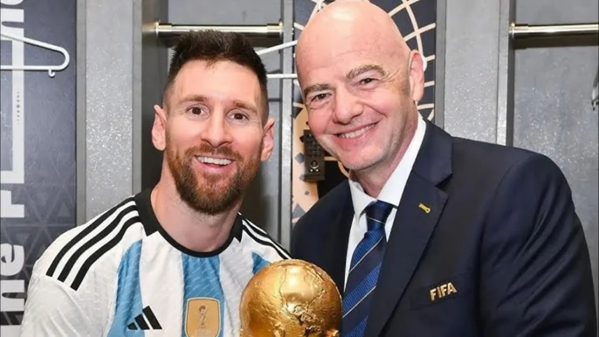 FIFA prezidentindən Messiyə mesaj: "Sən qeyri-mümkünü mümkün edirsən"