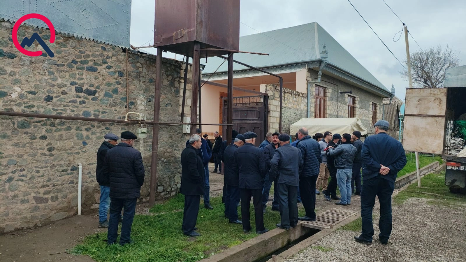 Oğlu tərəfindən öldürülən qadın müəllim olub - FOTO