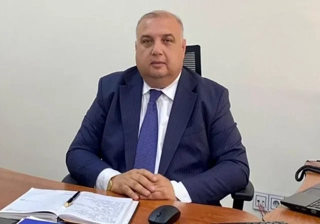 "Banklar çox vaxt kredit verməkdən imtina edirlər" - Niyə ənənəvi avtomobillər üçün şərtlər əlçatan deyil?