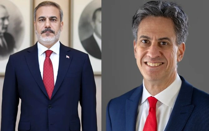 Hakan Fidan britaniyalı həmkarı ilə Qəzza və Ukraynadakı vəziyyəti müzakirə edib