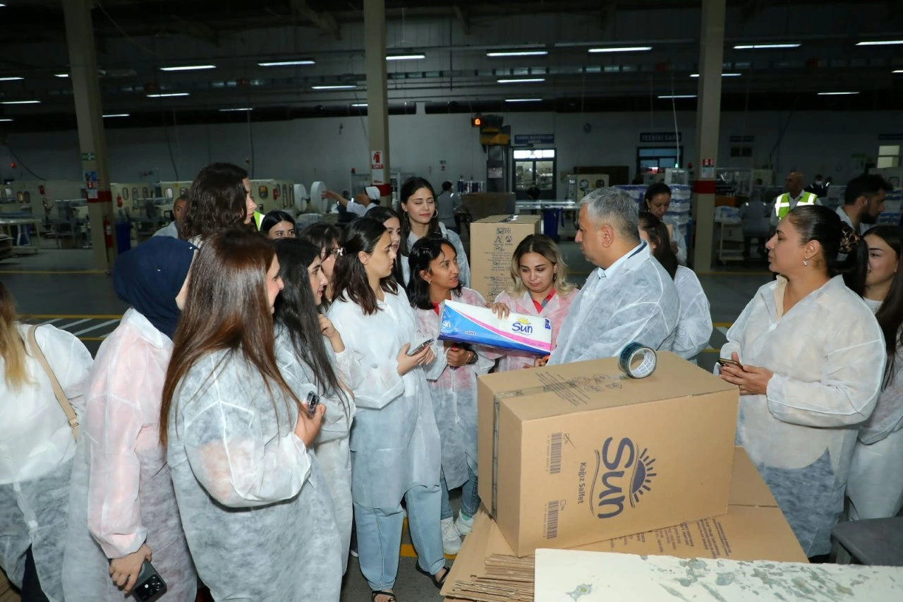 “Azərsun Holdinq” Təmizlik Kağızları Fabrikinə mediatur keçirib – FOTO