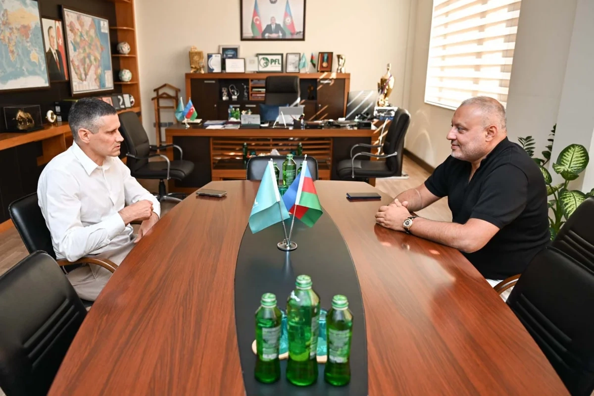Darko Ramovs Peşəkar Futbol Liqasının qonağı olub
