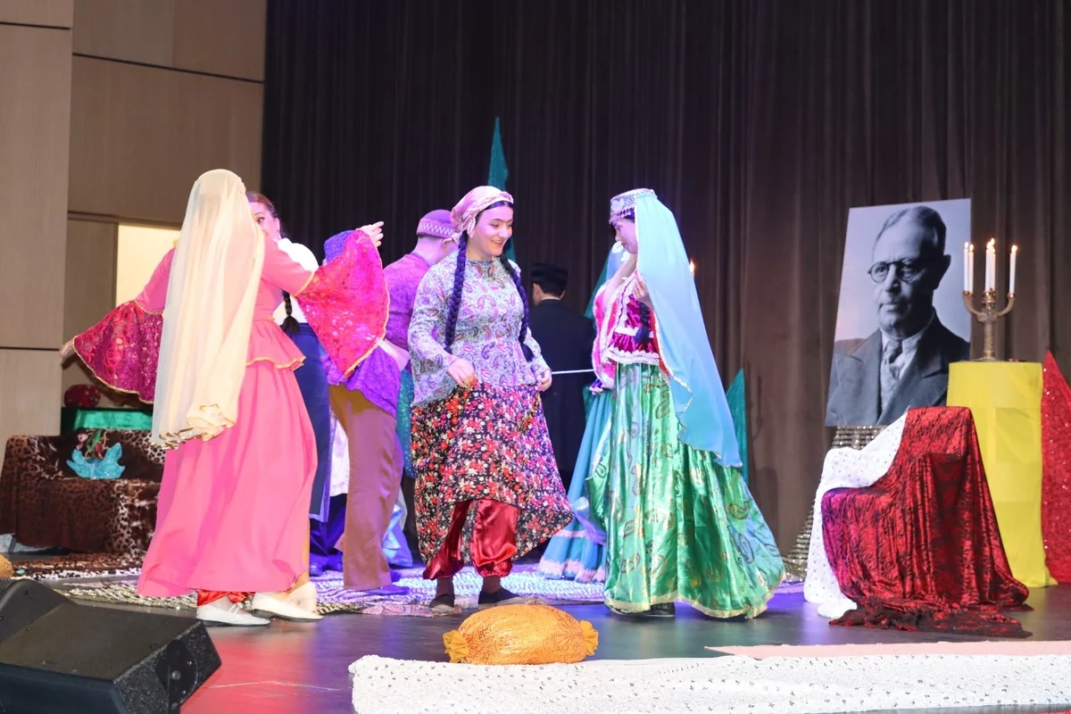 Xankəndidə türkdilli ölkələrin qadın rəssamlarının incəsənət simpoziumu və sərgisi keçirilib - FOTO