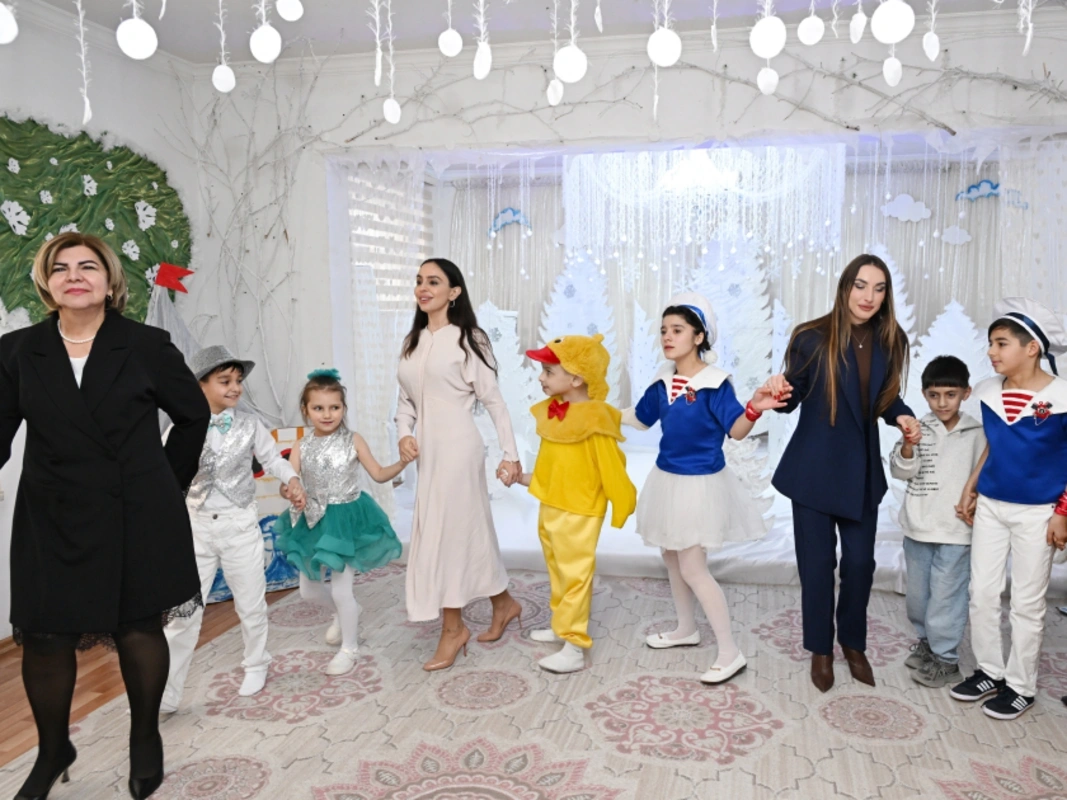 Leyla Əliyeva və Alena Əliyeva Gəncədə uşaq evində olublar - FOTO