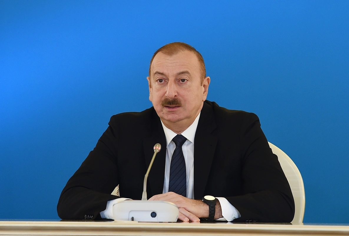 Prezident: "Hər bir nazirlikdə rəqəmsallaşma və kibertəhlükəsizlik prioritet sayılmalıdır"
