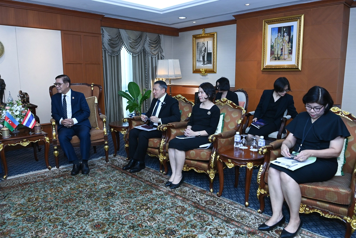 Ceyhun Bayramov tailandlı həmkarına azad edilmiş ərazilərdəki bərpa işləri barədə məlumat verdi - FOTO