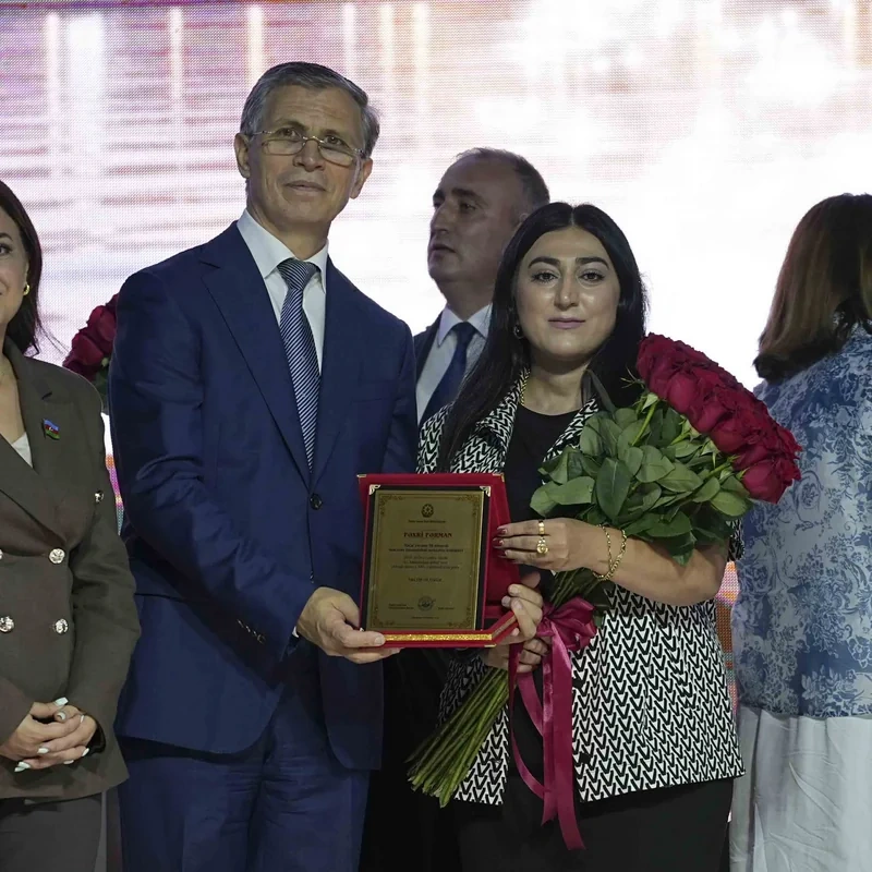 Xətaidə yüksək bal toplamış məzunlarla görüş və konsert proqramı təşkil olundu - FOTO/VİDEO