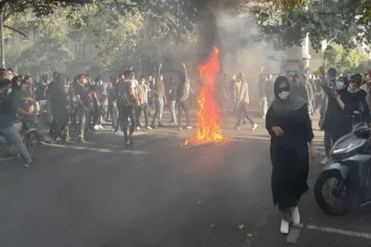 İranda iğtişaşlar zamanı SEPAH-ın iki əməkdaşı öldürülüb