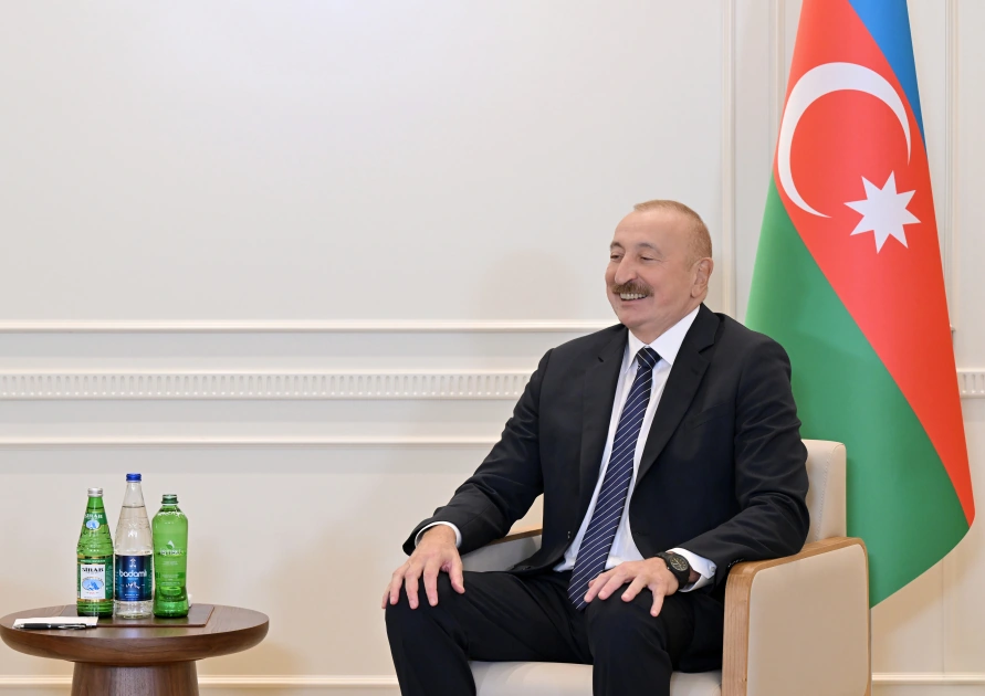 İlham Əliyev Özbəkistan Prezidenti ilə görüşüb - FOTO - YENİLƏNİB