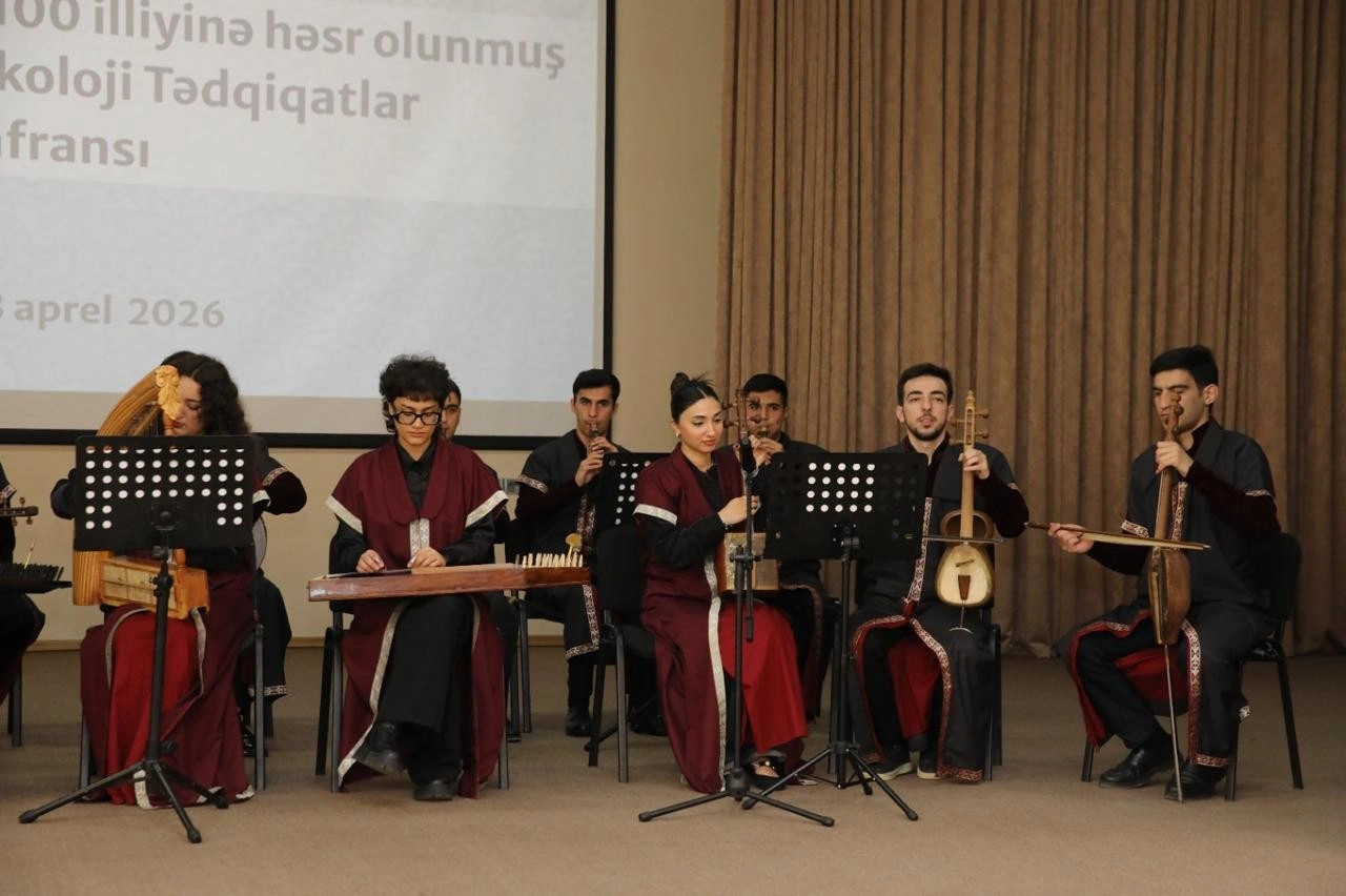 BSU-da Beynəlxalq Türkoloji Tədqiqatlar Konfransı keçirildi - FOTOLAR