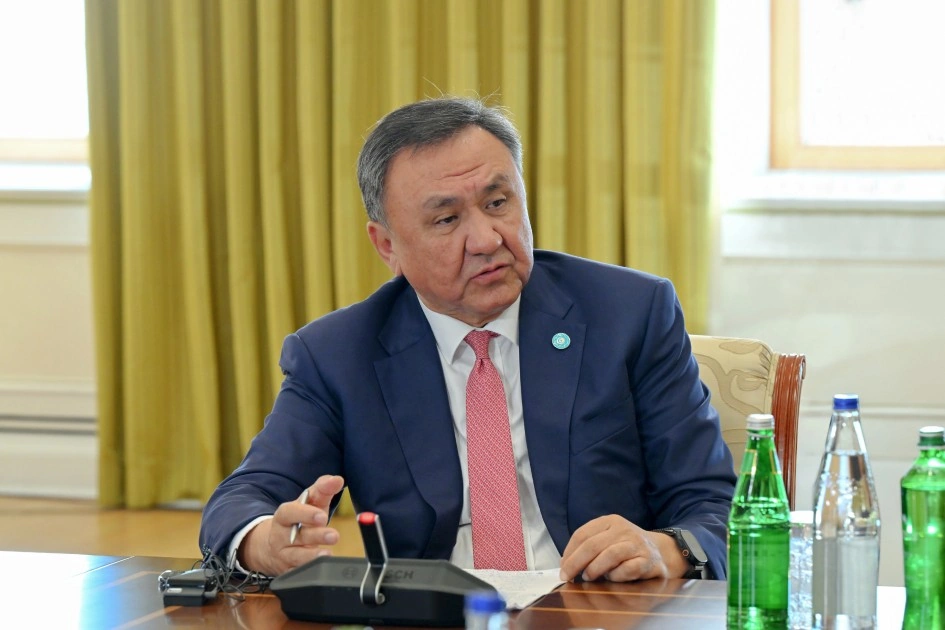 İlham Əliyev TDT ölkələrinin təhlükəsizlik üzrə rəhbər şəxslərini qəbul etdi - FOTOLAR