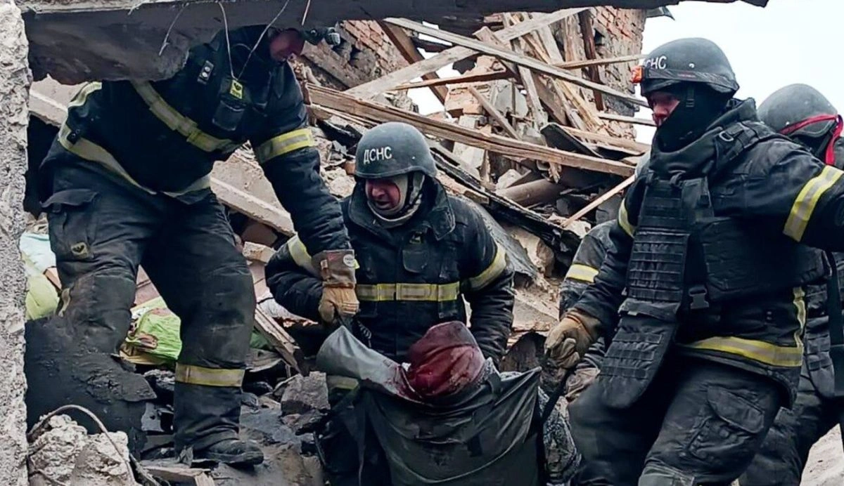 "Rusiya Ukraynanın cənub və mərkəzinə zərbələr endirib: ölən və yaralılar var" - Ukrayna KİV-ləri