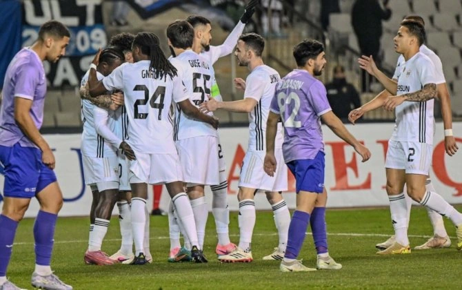 “Qarabağ” “Neftçi”nin rekordunu təkrarlayıb
