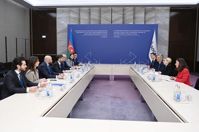 SOCAR-ın prezidenti "TotalEnergies" şirkətinin baş vitse-prezidenti ilə görüşüb - FOTO