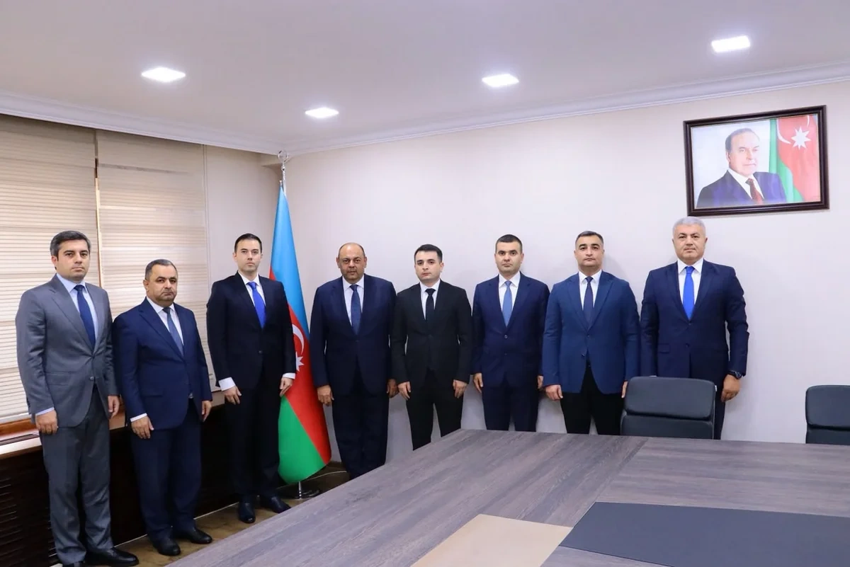 İki prokurorluq əməkdaşı hakim təyin edilib - FOTO
